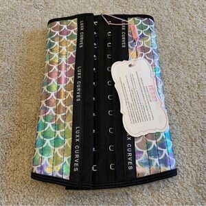 Brand new Luxx Curves Waist Trainer size XS, short torso in mermaid pattern